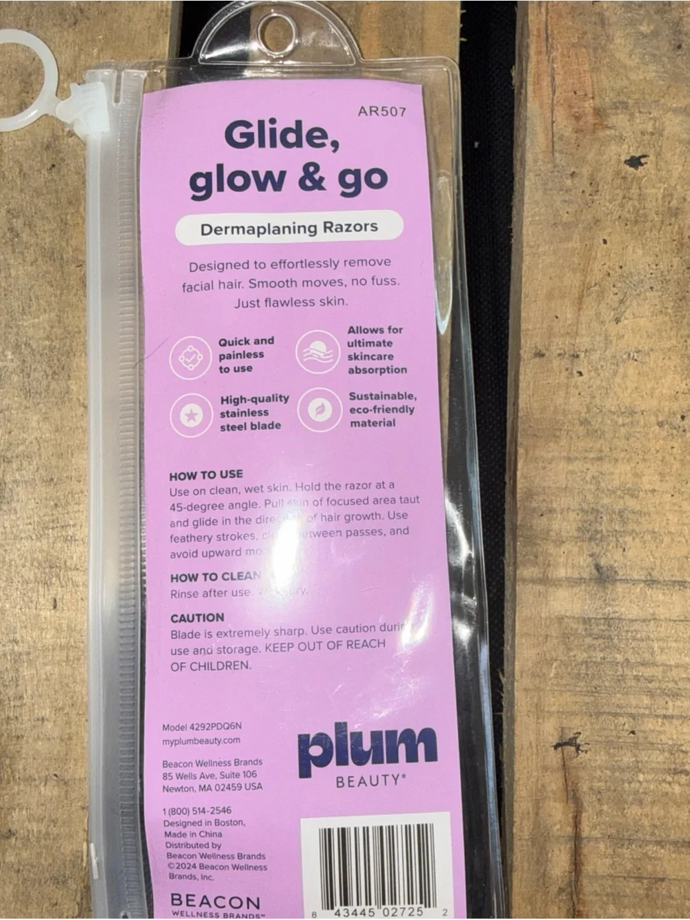 Plum Beauty Pink & Purple Dermaplaning Razors and Facial Cleansing Pads